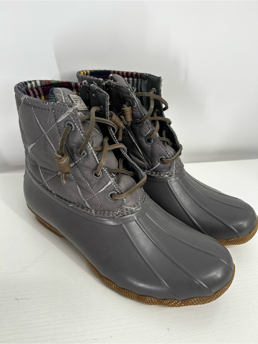 Sperry Top-Sider Saltwater Duck Boots Women's 6 Gray Quilted Waterproof STS85830